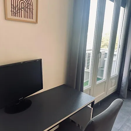Appartement La Pinéa 40 M2 T2 Climatisation, Tram E Et Parking *