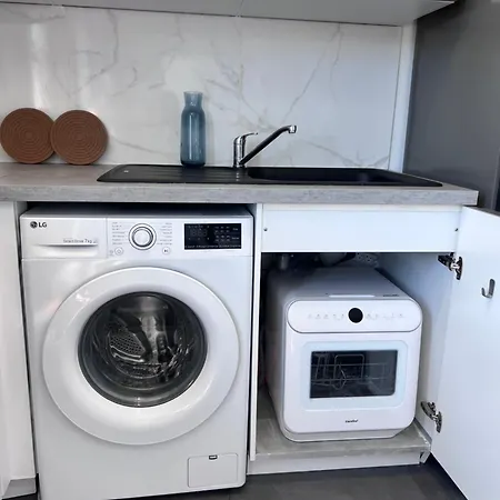 La Pinéa 40 M2 T2 Climatisation, Tram E Et Parking Appartement *
